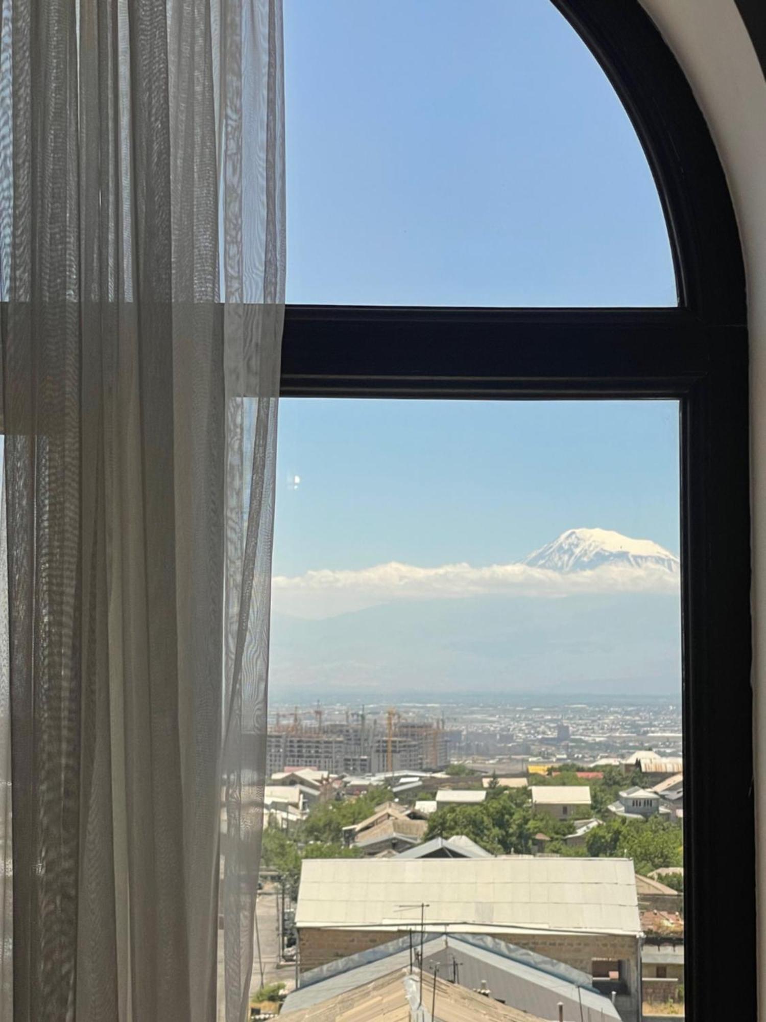 Decca Hotel Ереван Экстерьер фото
