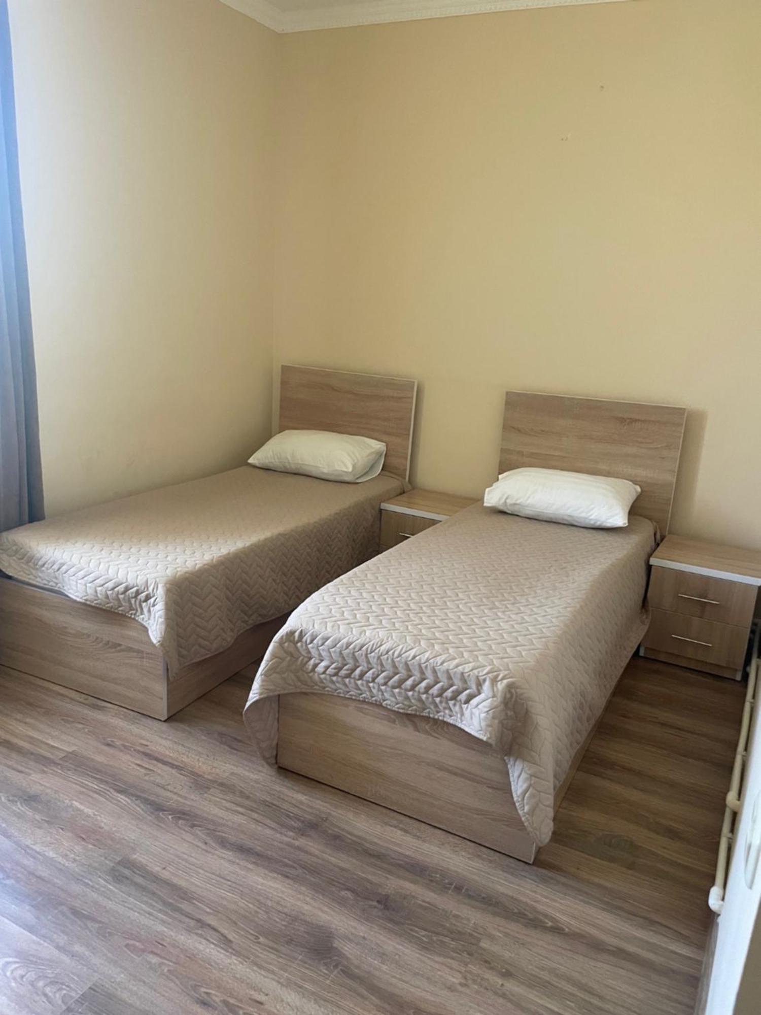 Decca Hotel Ереван Экстерьер фото