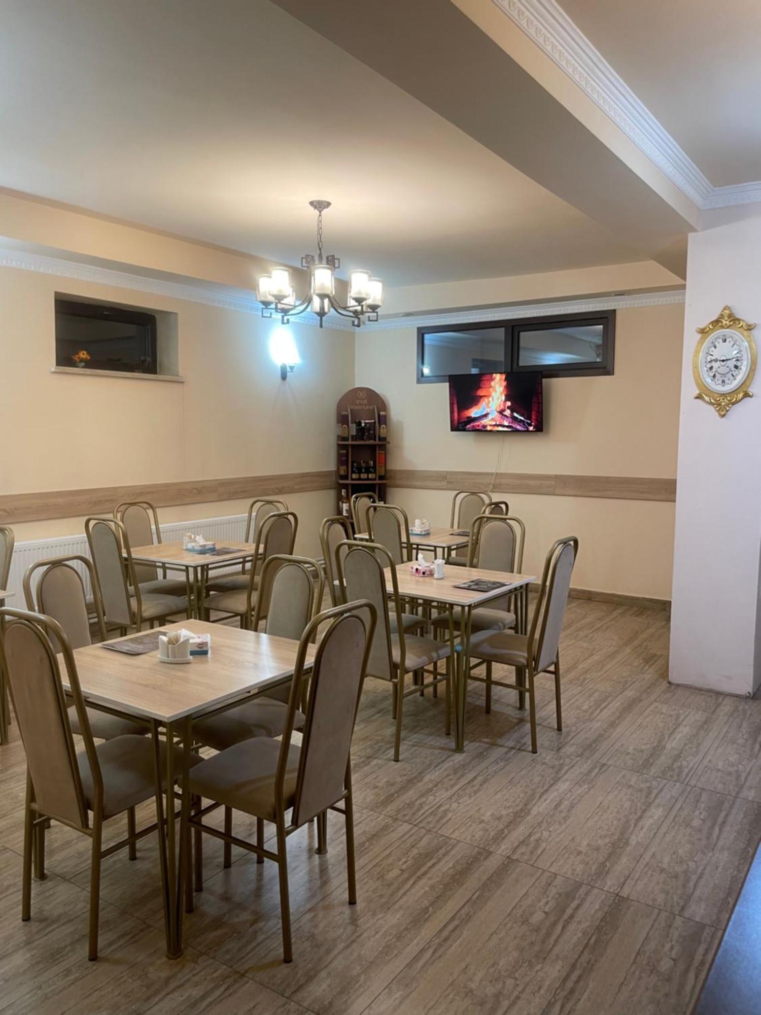 Decca Hotel Ереван Экстерьер фото